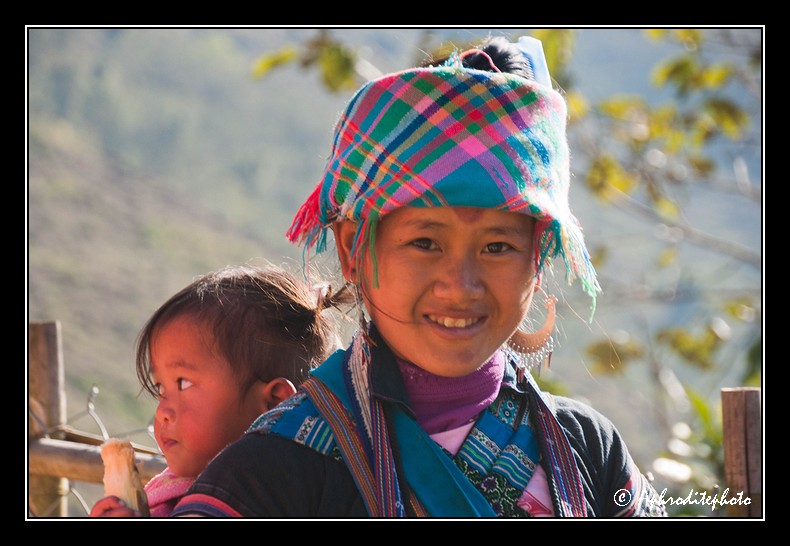 30 Hmong's portraits